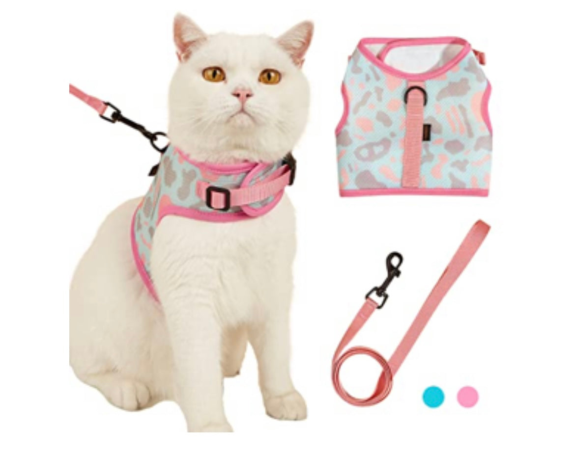 Cat Harness and Leash Set for Walking Escape Proof,Cat and Small Dog Harness Soft Mesh Harness Adjustable Cat Vest Harness for Pet Kitten Puppy(Size Small)