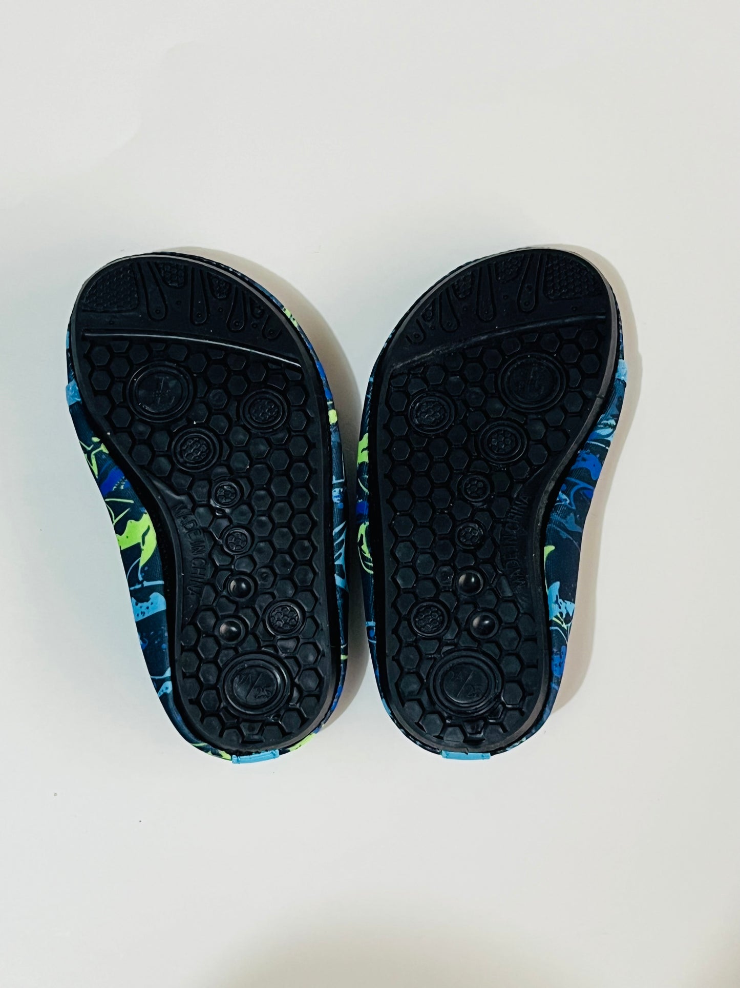 Nice Boy/Girl Toddler 8-8.5 Water Shoes